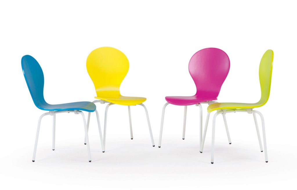 6-made-Mini-Kitsch-Chairs